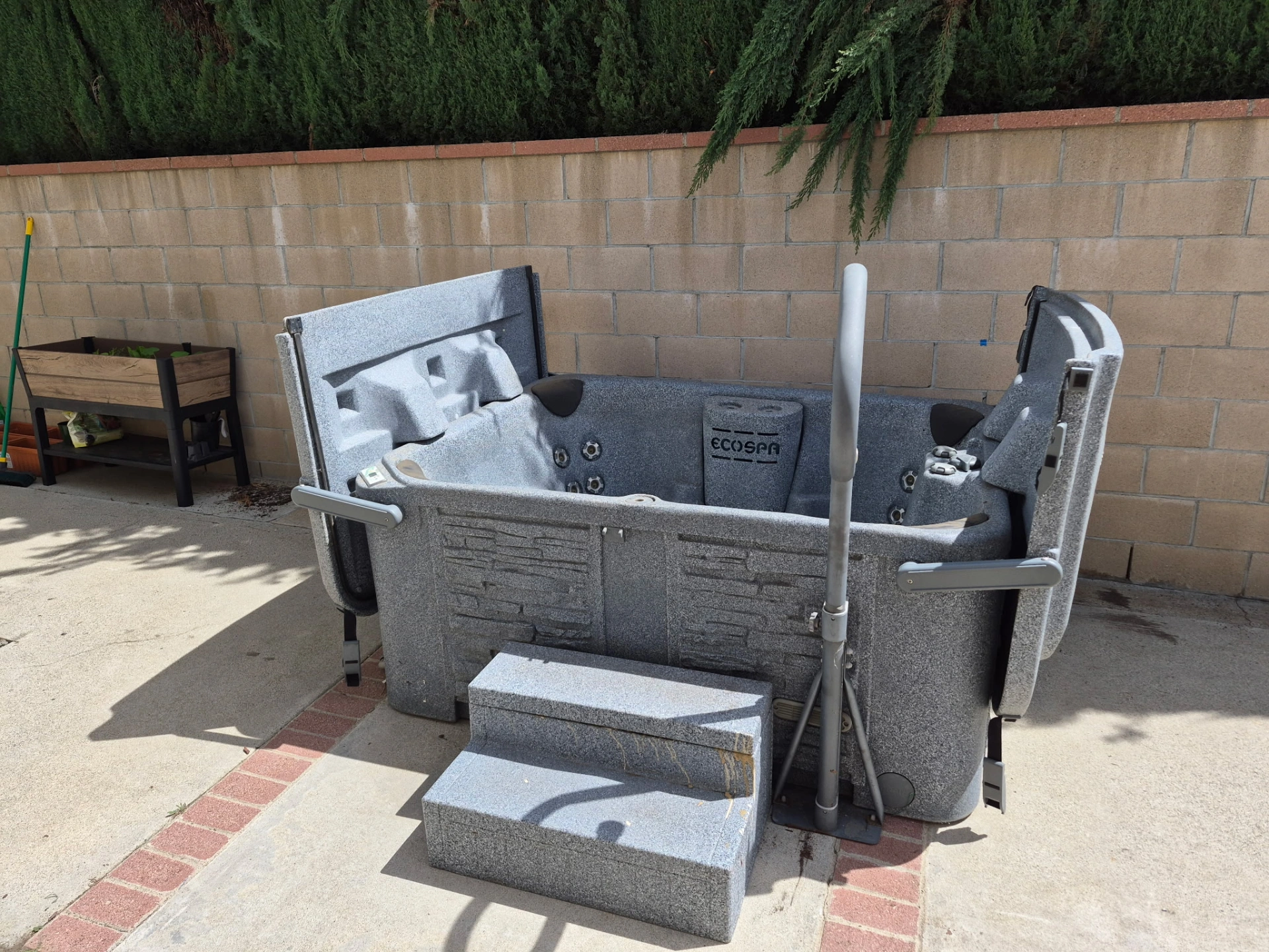 EcoSpa hot tub ready for setup